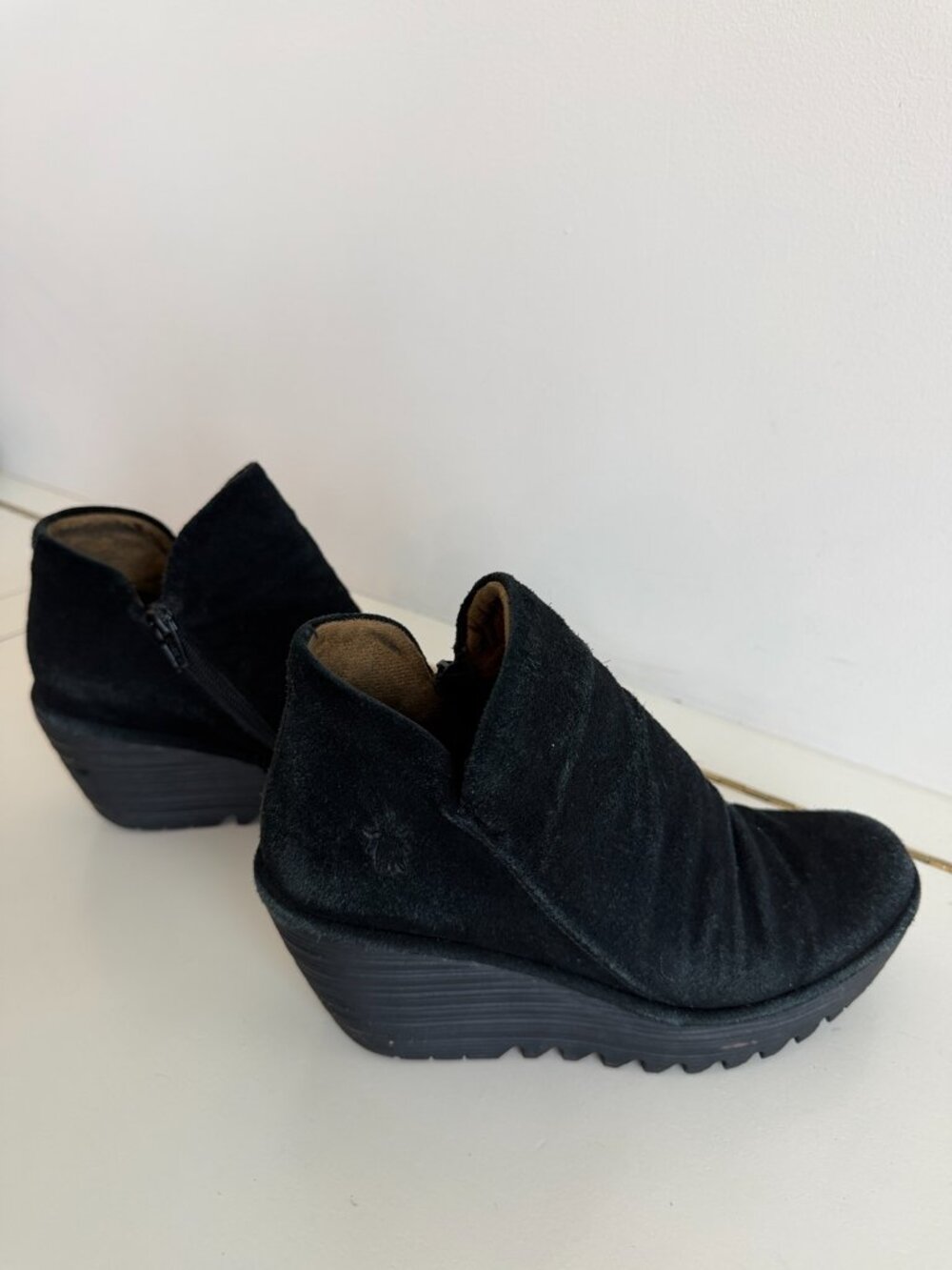 FLY London Black Suede Side Zip Wedge Ankle Booties Women - Picture 3 of 11